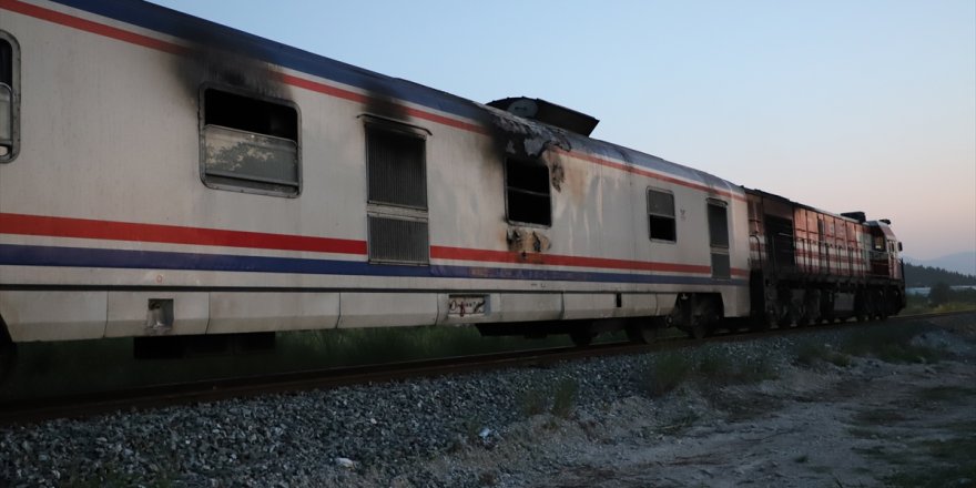 Denizli'de yolcu treninde çıkan yangın söndürüldü