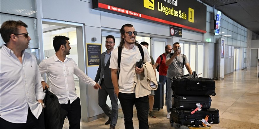 Çağlar Söyüncü, Atletico Madrid'e imza atmak için Madrid'de