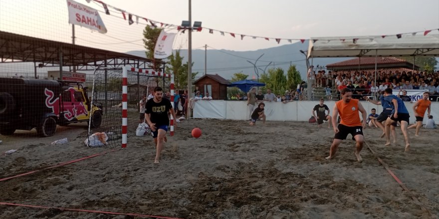 Üniversiteler Yaşar Sevim Plaj Hentbolu Türkiye Şampiyonası, Muğla'da başladı