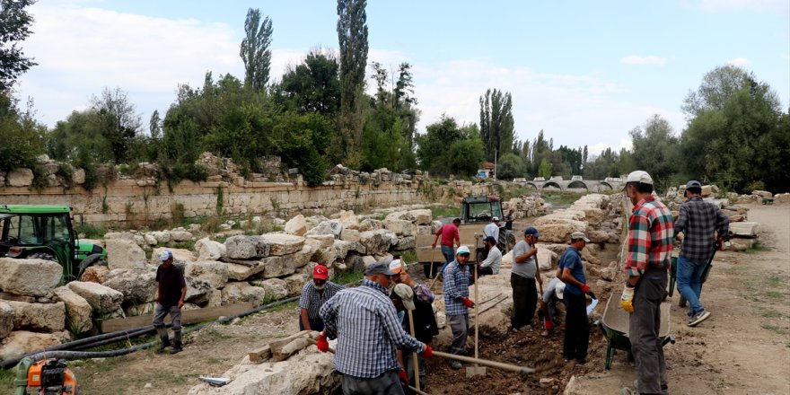 Aizanoi Antik Kenti'nde yeni sezon kazıları başladı