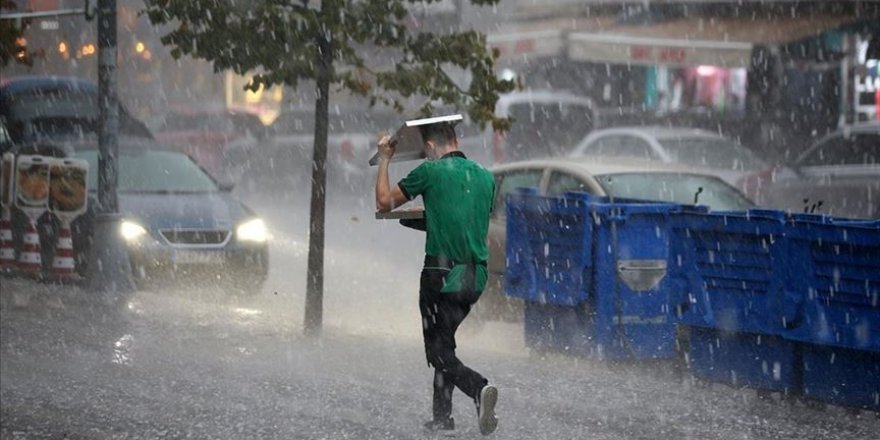 Meteorolojiden İzmir'in doğusu için kuvvetli sağanak uyarısı