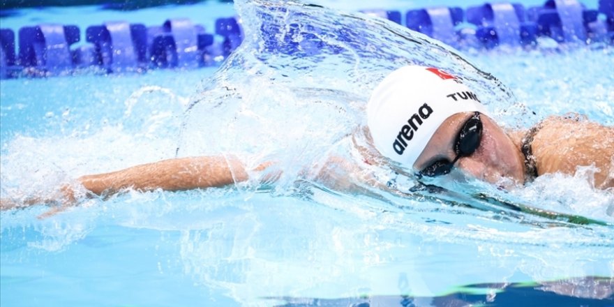 Milli yüzücüler, Bulgaristan'da düzenlenen turnuvalarda 7'si altın 20 madalya kazandı