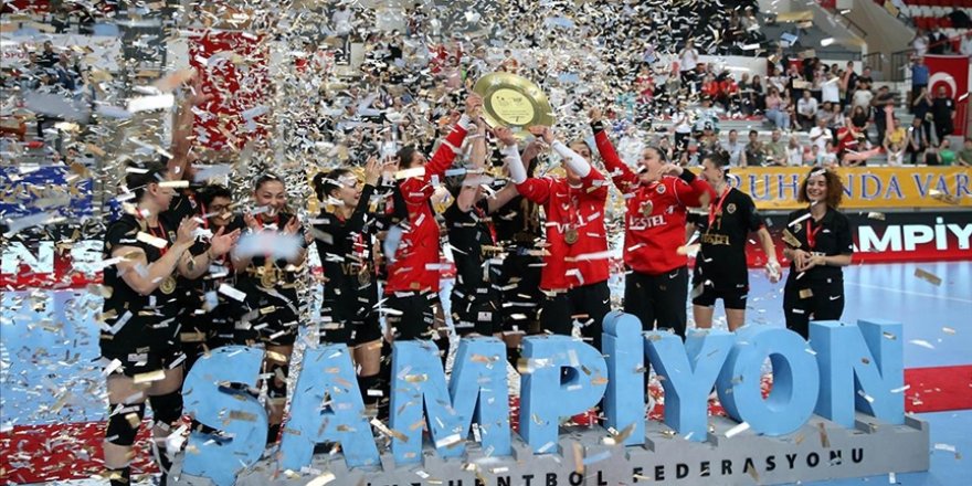 Hentbol Kadınlar Süper Lig'de Kastamonu Belediyespor 5 yıldır zirveyi bırakmadı