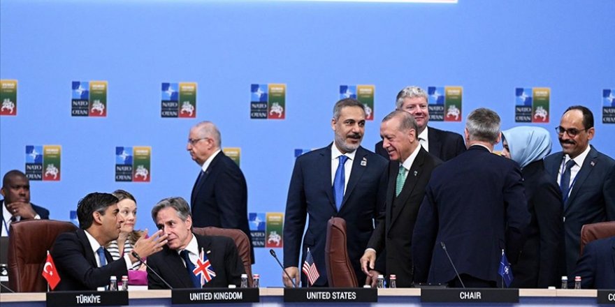 NATO liderleri, Vilnius Zirvesi'nin ikinci gününde bir araya geldi