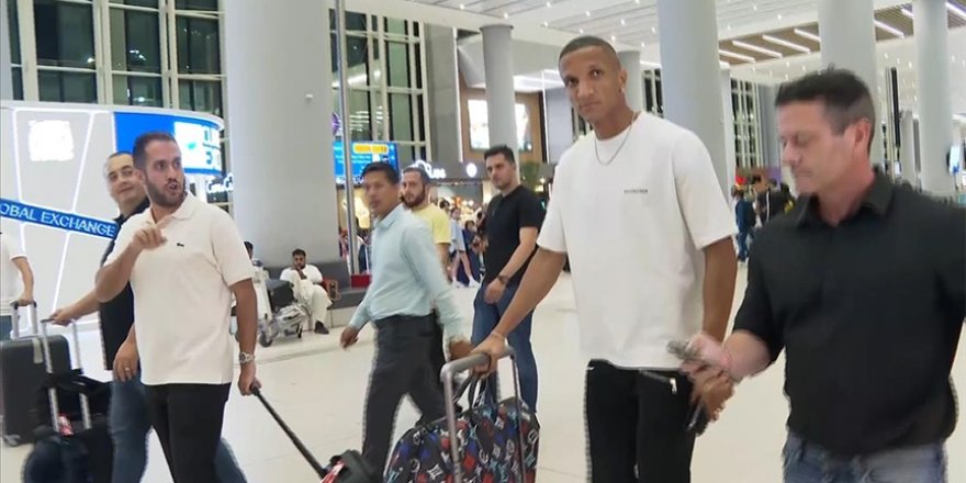 Rodrigo Becao, İstanbul'da