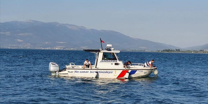 Bursa'da serinlemek için göle giren genç boğuldu