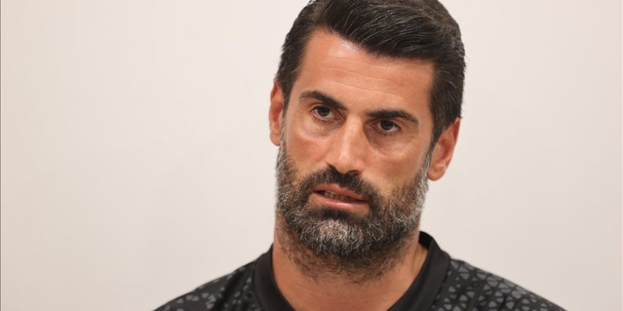 Hatayspor Teknik Direktörü Demirel: Depremde futbolcumu kaybettim. Bu kafayla insanları maça çıkaramazdım