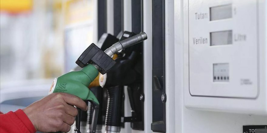 Benzine dev zam pompaya yansıdı: Güncel akaryakıt fiyatları