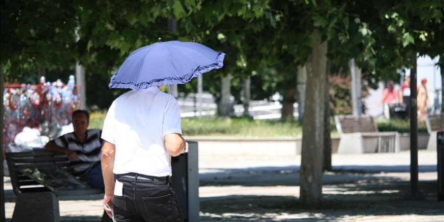 İngiliz bilim insanına göre, küresel sıcaklık artışını 1,5 dereceyle sınırlandırmak mümkün olmayacak