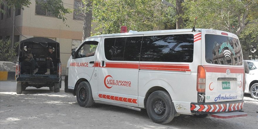Pakistan'da bombalı terör saldırısında 7 kişi öldü
