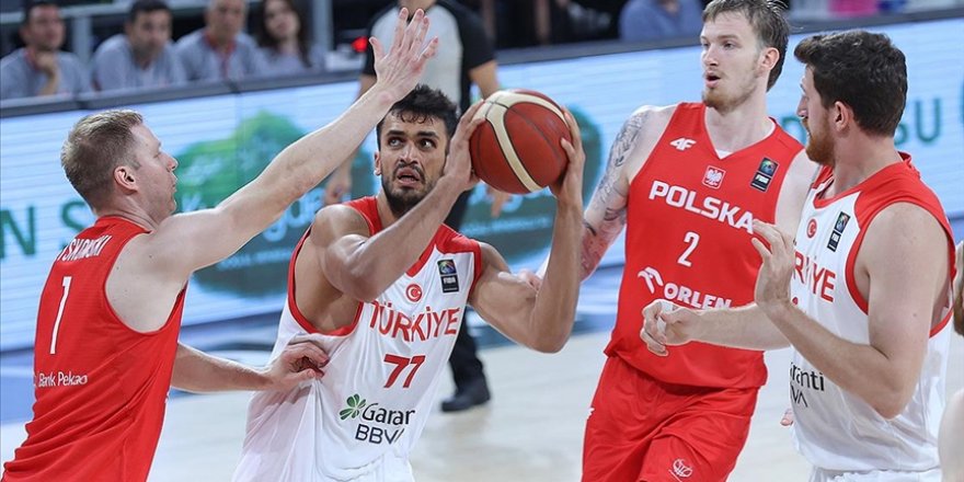 A Milli Erkek Basketbol Takımı hazırlık maçında Polonya'yı yendi