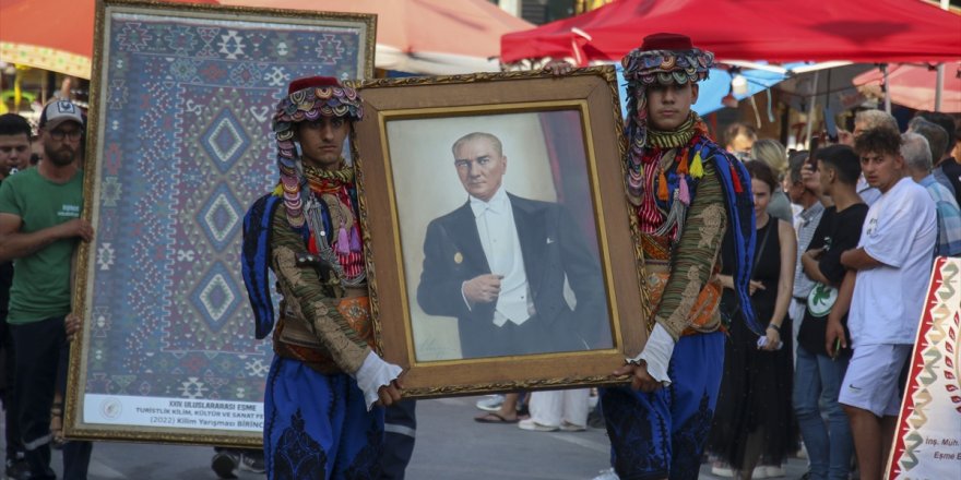 Eşme 25. Uluslararası Turistik Kilim, Kültür ve Sanat Festivali başladı