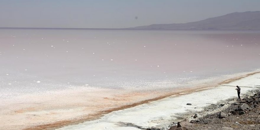 İran'da Urumiye Gölü'nün kurumasına ilişkin soruşturma başlatıldı