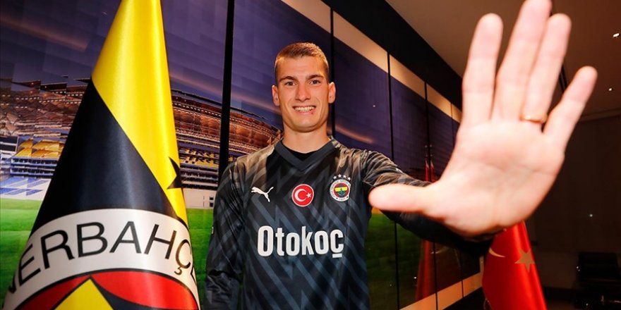 Fenerbahçe, kaleci Livakovic'in transferini açıkladı