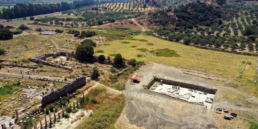 Aydın'daki Zeus Tapınağı'nda "sunak" keşfedildi