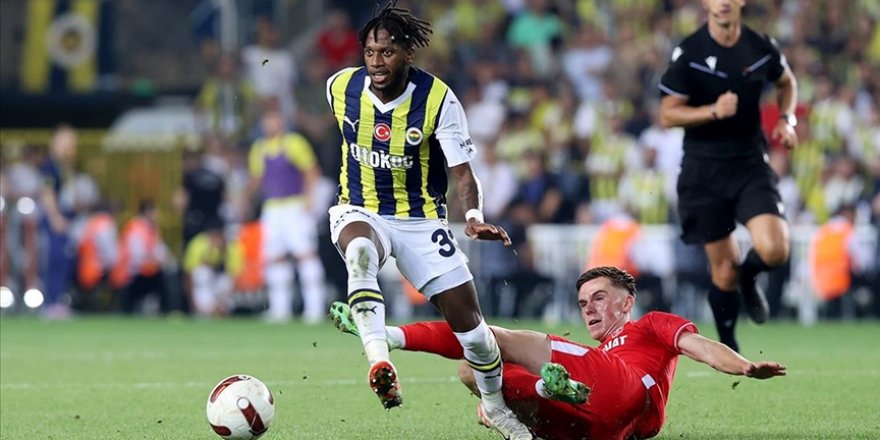 Fenerbahçe, Avrupa'da tur için sahaya çıkıyor