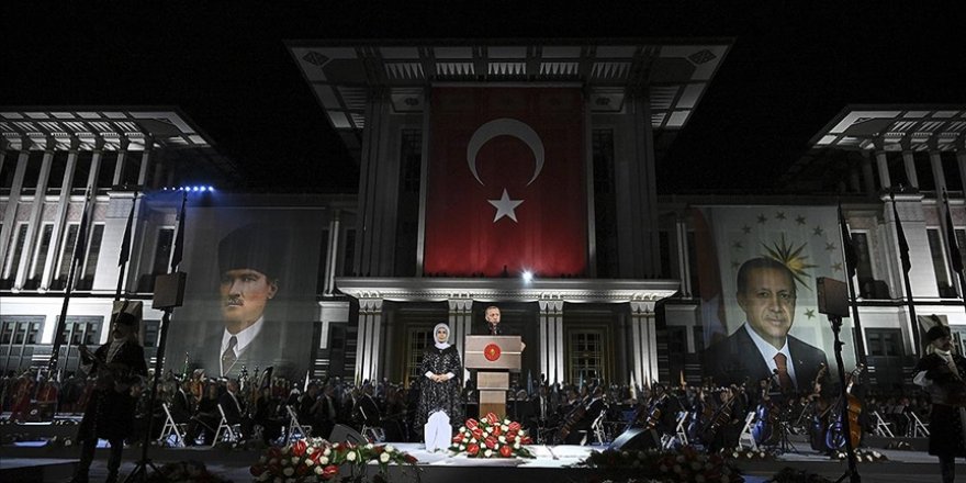 Cumhurbaşkanı Erdoğan: Milletimizle birlikte hedeflere adım adım ilerleyeceğiz