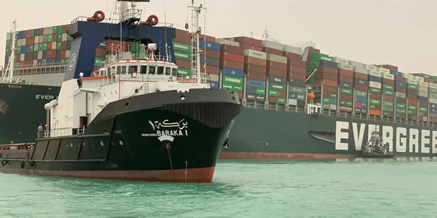 Mısır'ın ilk kadın kaptanından, 'Süveyş Kanalı'nı o tıkadı' yönündeki yalan haberlere yanıt