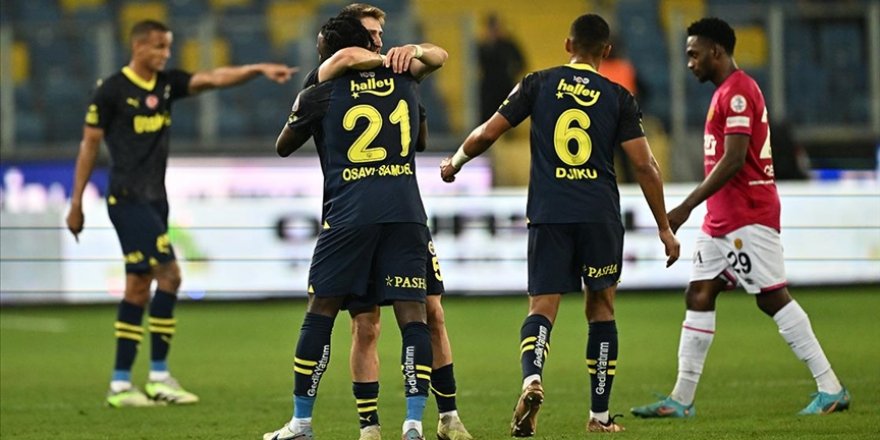 Fenerbahçe, Ankara'dan lider döndü