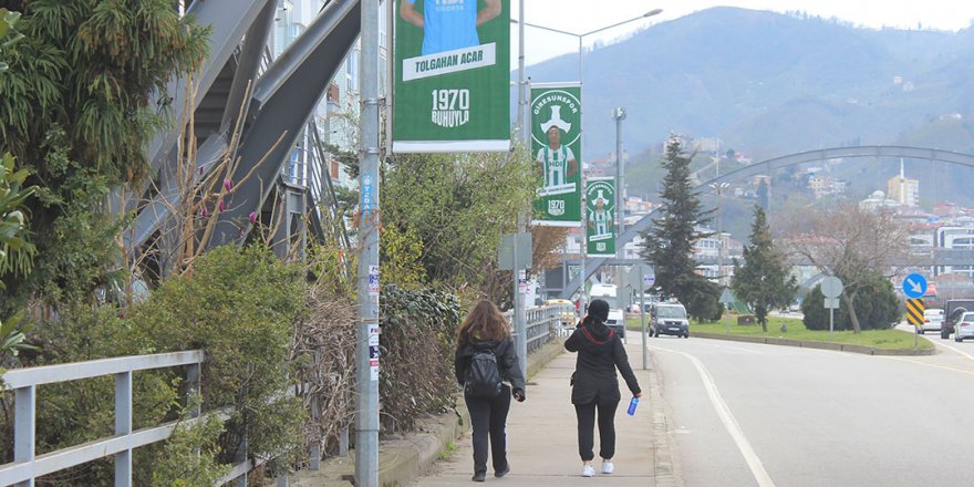 Giresun’da her yer yeşil-beyaz bayraklarla donatıldı