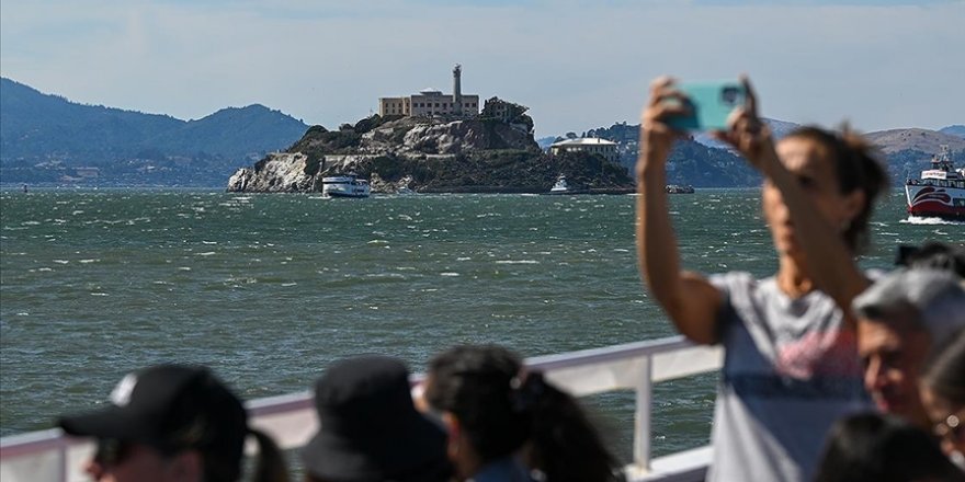 Filmlere konu olan Alcatraz Hapishanesi'nin bulunduğu ada her yıl 1,5 milyon turist ağırlıyor