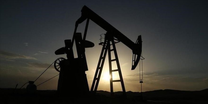 Suudi Arabistan'ın petrol üretimi kesintisini yıl sonuna kadar uzattığı bildirildi