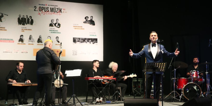 Opus Müzik Festivali, sanatçı Bekir Ünlüataer konseriyle devam etti