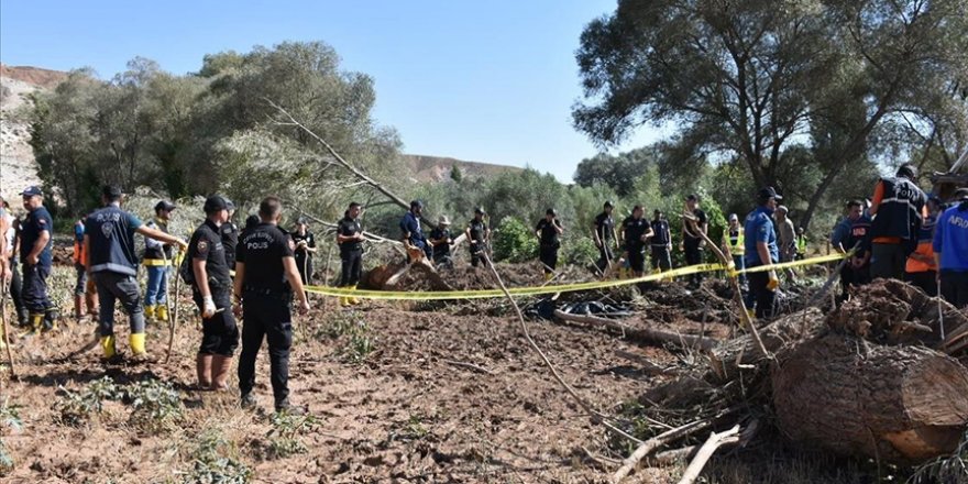 Aksaray'daki selde kaybolan Asel bebeğin cansız bedenine ulaşıldı