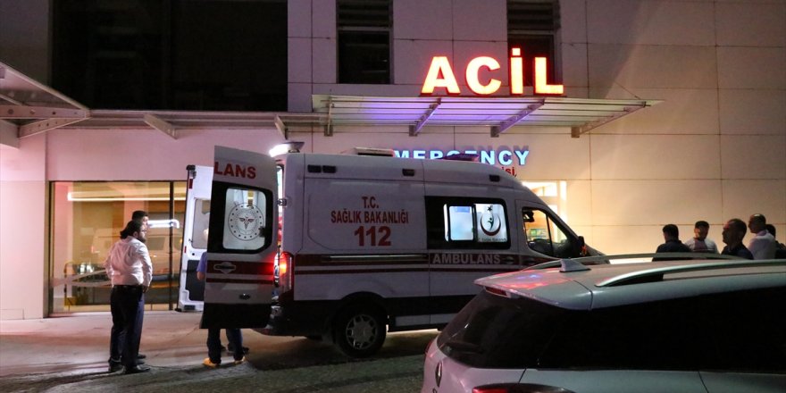 İzmir'de çıkan bıçaklı kavgada 18 yaşındaki genç öldü