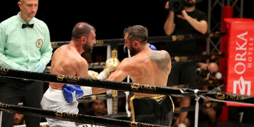 Muğla'da WBC profesyonel boks gecesi yapıldı