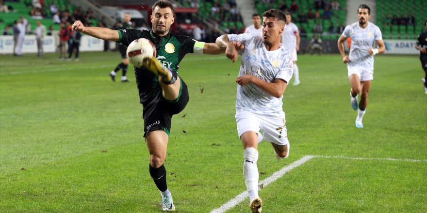 Bodrumspor deplasmanda Sakaryaspor'u 2-0 yendi