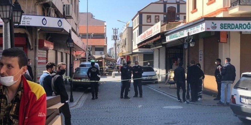 Manisa'da hırdavatçıda çıkan silahlı kavgada 1 kişi öldü, 3 kişi yaralandı