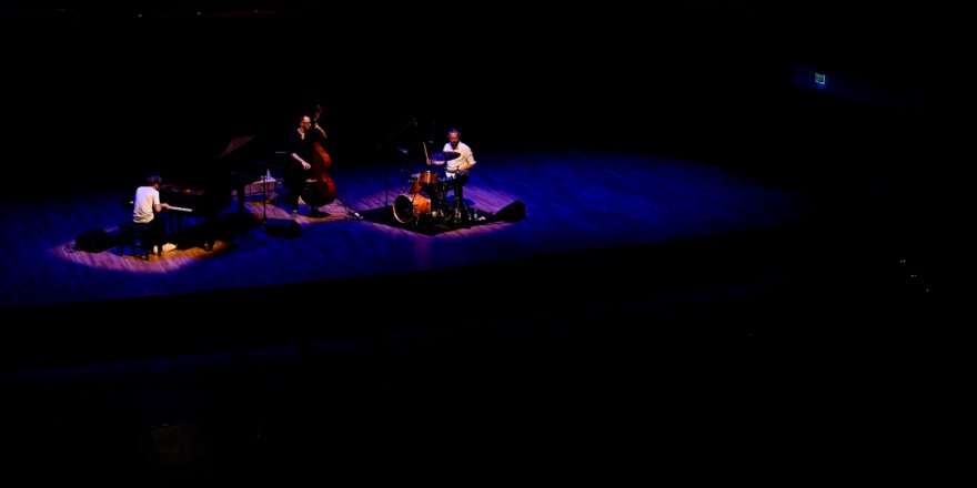 Uri Gincel Trio, İzmir Avrupa Caz Festivali kapsamında konser verdi