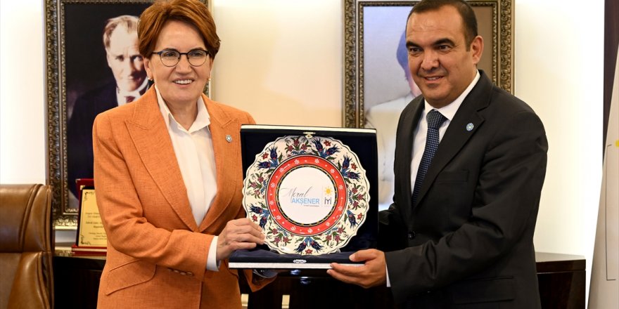 İYİ Parti Genel Başkanı Meral Akşener, İzmir'de konuştu