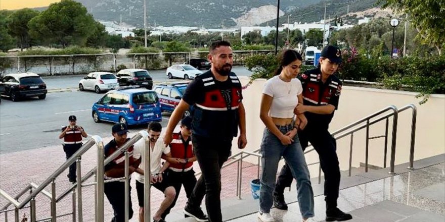 Bodrum'da silahlı yağma iddiasıyla gözaltına alınan 2 zanlı tutuklandı