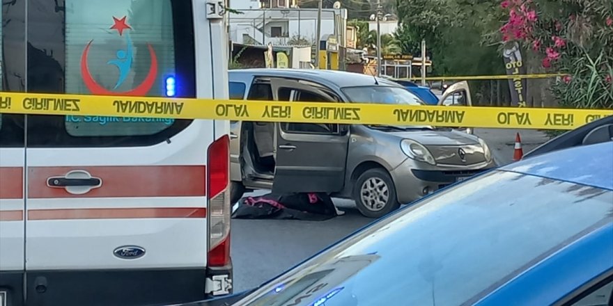 Bodrum'da 2 kişi otomobilde silahla vurularak öldürüldü