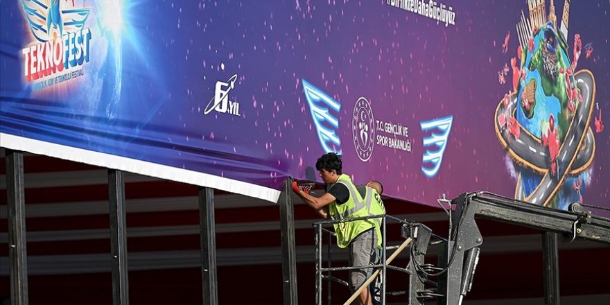 İzmir havacılık, uzay ve teknoloji festivali TEKNOFEST'e hazırlanıyor