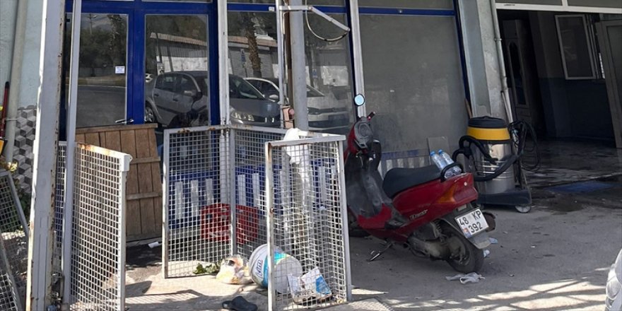 Muğla'da yük asansörüne binen kadın, halatının kopması sonucu düşerek öldü