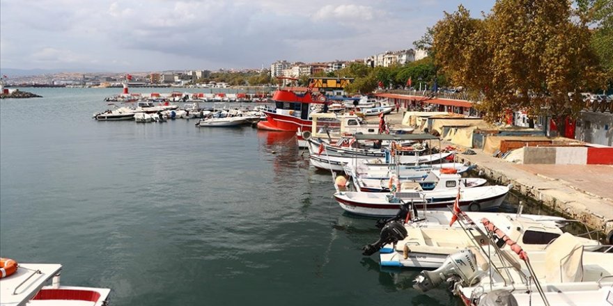 Tekirdağlı balıkçılar poyraz nedeniyle 2 gündür denize çıkamıyor