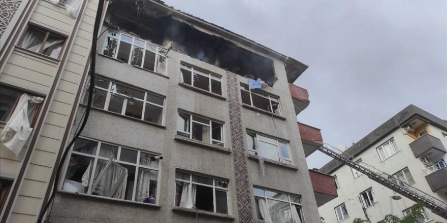 İstanbul'da binada yaşanan patlamada 3 kişi hayatını kaybetti