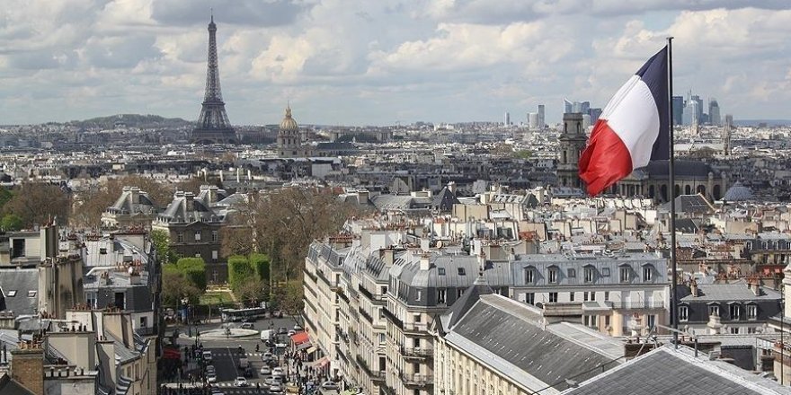 Paris'i tahtakurusu sardı!