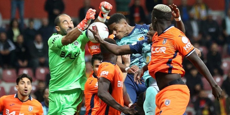 Kayserispor-Başakşehir maçında gol sesi çıkmadı