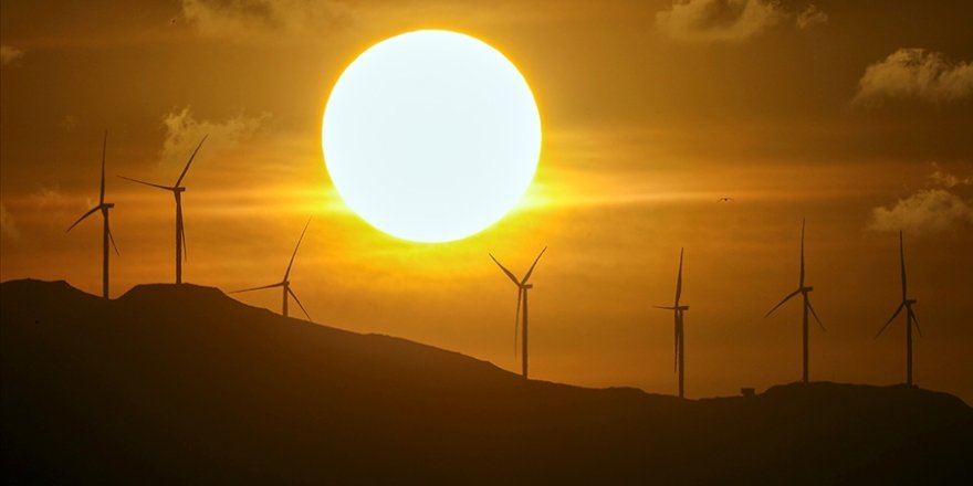 Küresel elektrik üretiminde rüzgar ve güneşin payı yüzde 14,3 ile rekor seviyeye ulaştı