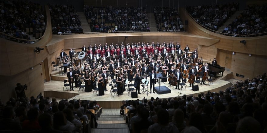 CSO'dan Cumhuriyetin 100. yılına özel sezon açılış konseri