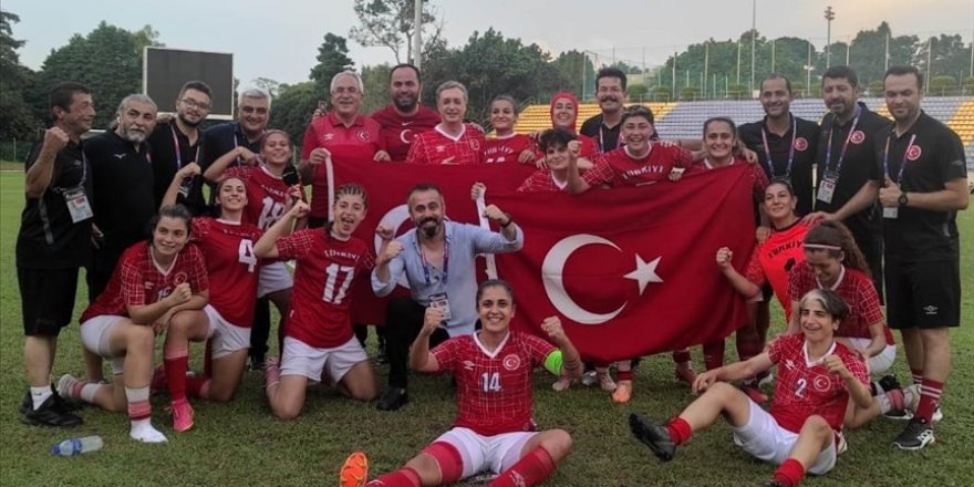 İşitme Engelliler Kadın Milli Futbol Takım dünya ikincisi oldu