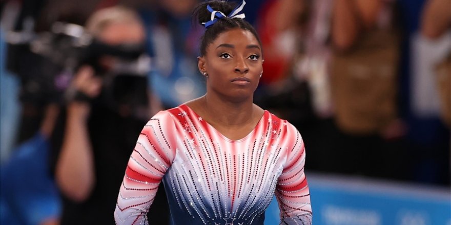 ABD'li sporcu Simone Biles cimnastiğe altın madalyayla döndü