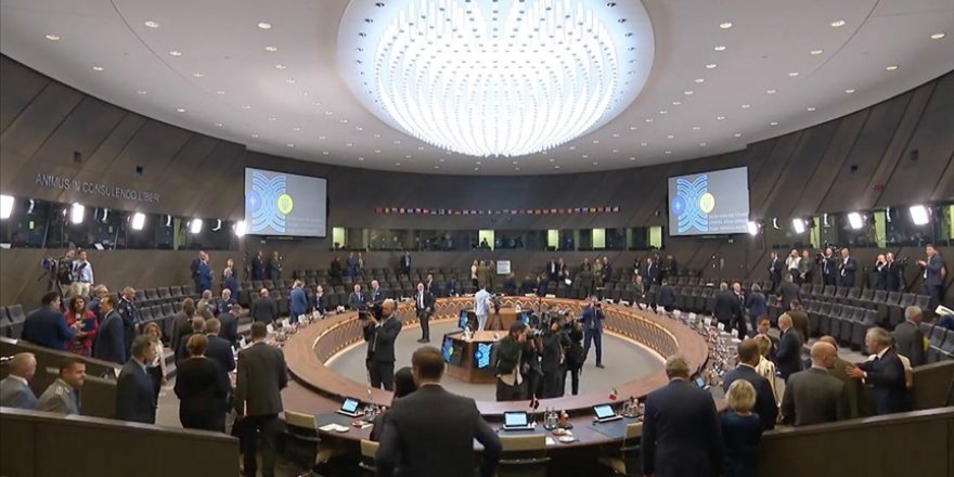 NATO-Ukrayna Konseyi toplandı