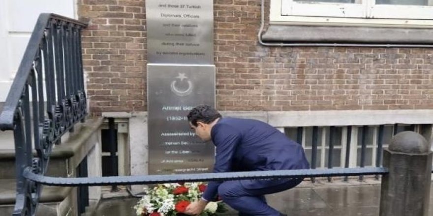 Hollanda'da ASALA'nın şehit ettiği Ahmet Benler törenle anıldı