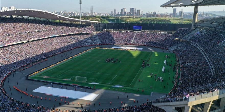 UEFA, Türkiye ve İtalya'nın EURO 2032 ev sahipliği için aday statlarını duyurdu