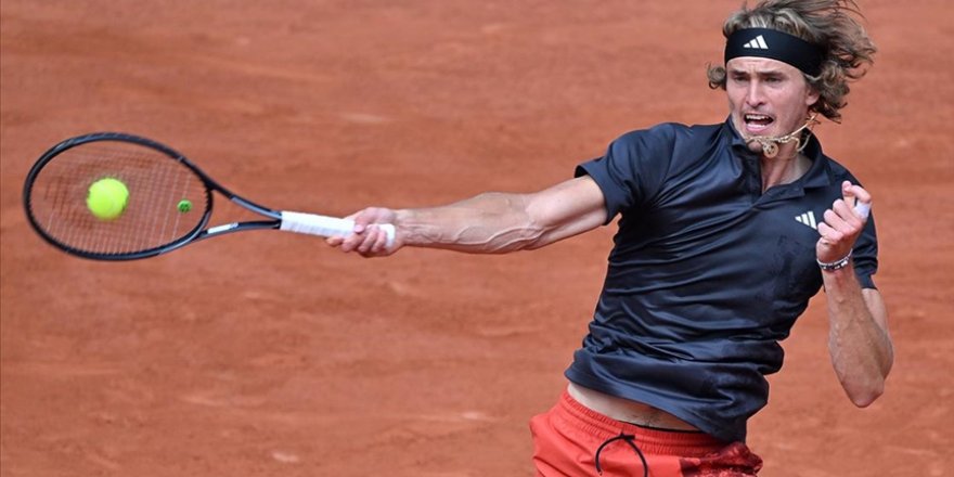 Zverev'den Japonya Açık'a erken veda